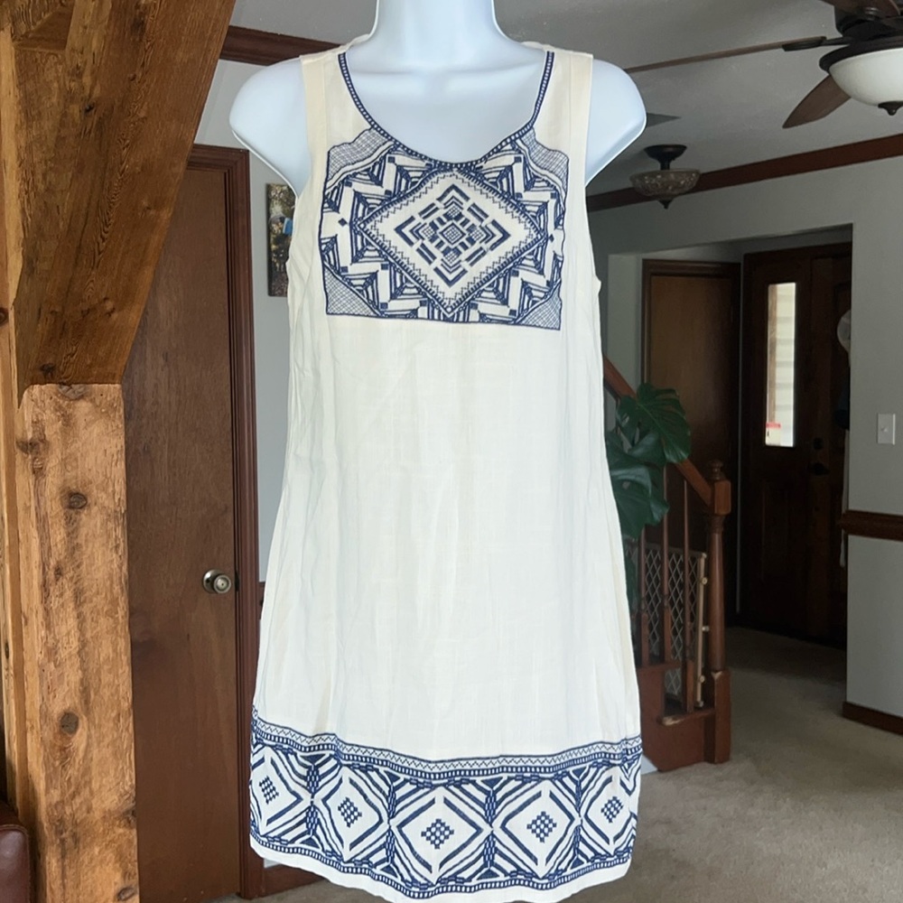 Linen Blend White and Blue Shift Dress Small